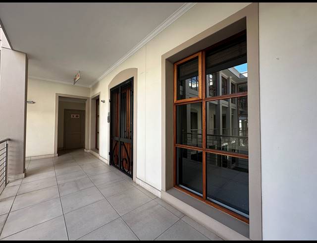 386M² OFFICE TO LET IN SANDTON CENTRAL